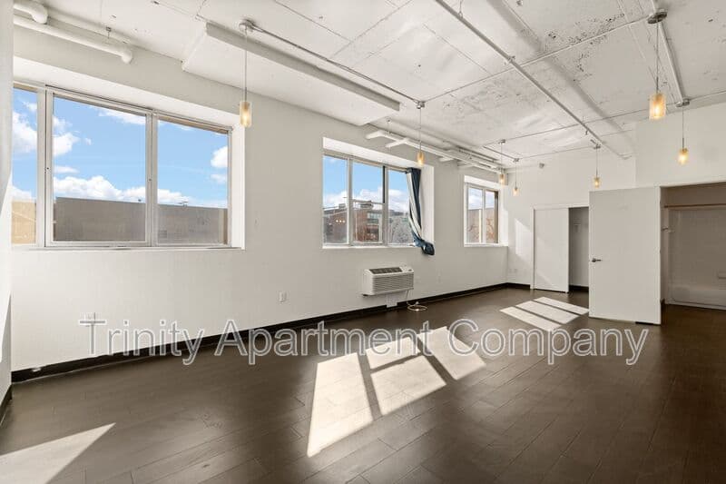 Albuquerque Apartment: 517 Gold Ave Sw