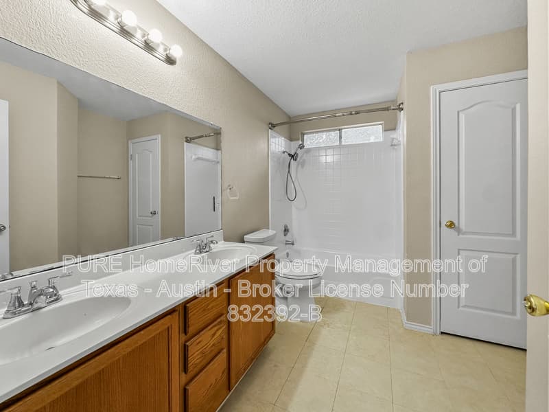 Austin House: 9806 Copper Creek Dr