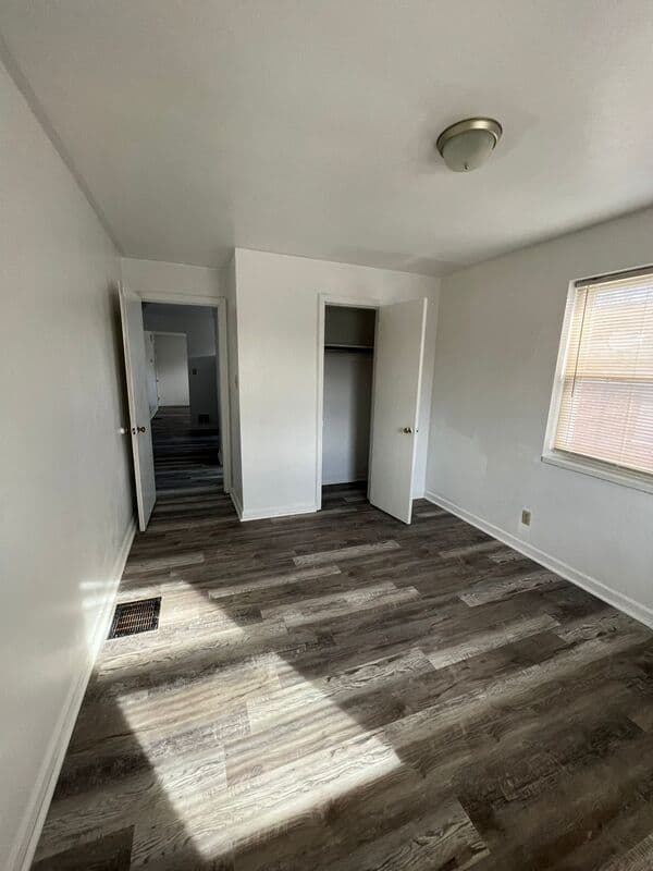 Dayton Condo: 250 Basswood Avenue - 3