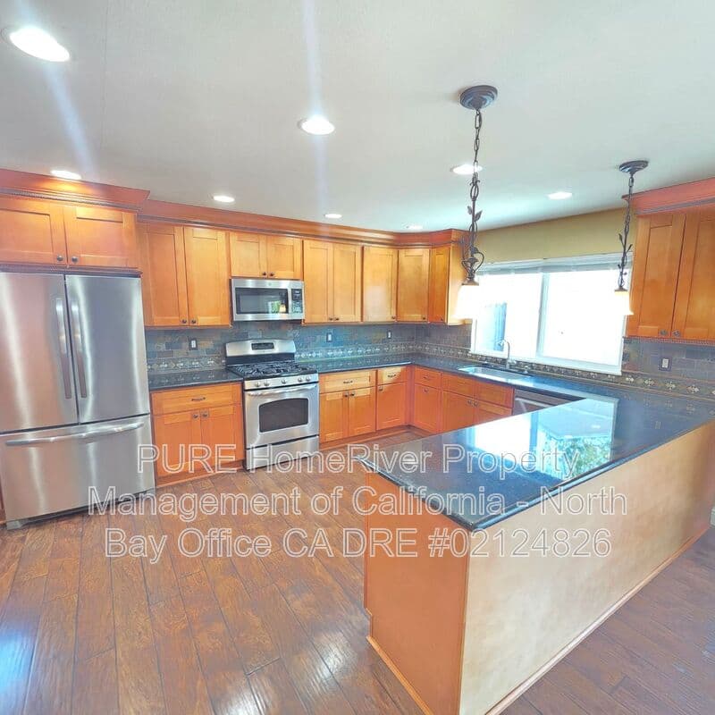 Petaluma House: 1640 Jeffrey Drive