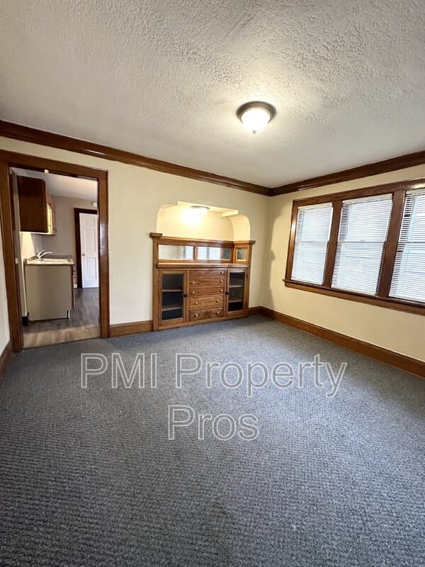 Milwaukee Condo: 4038 N 25th St