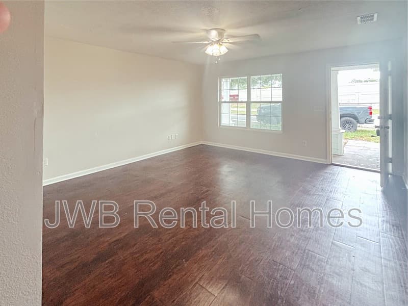 Jacksonville House: 3038 Rayford St