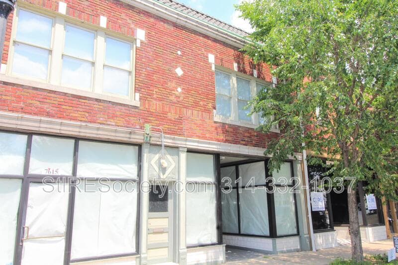 St. Louis Condo: 7615 S. Broadway #2F