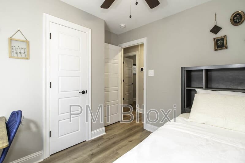 Biloxi House: 143 Coral Breeze Dr