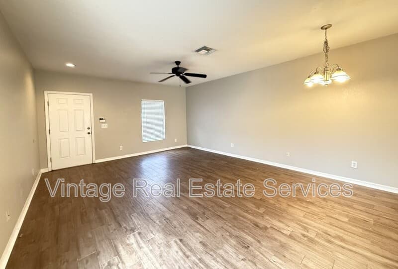 Riverview House: 12270 Foxmoor Peak Dr
