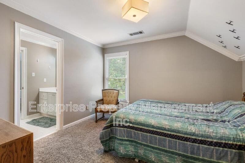 Collierville House: 10290 Shrewsbury Run Way