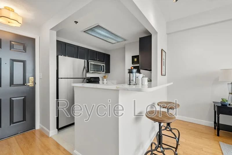 Cambridge Condo: 169 Monsignor O'Brien Highway