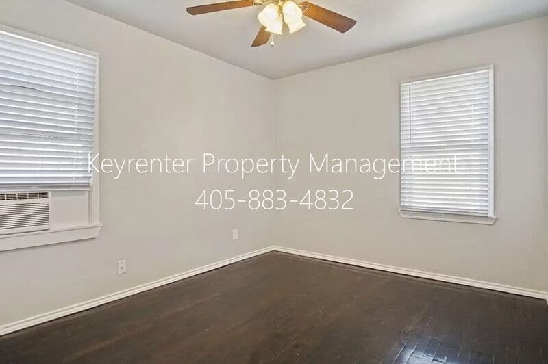 Oklahoma City House: 3937 SW 27th Pl