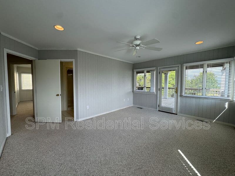 Topsail Beach House: 1154 Monroe Lane