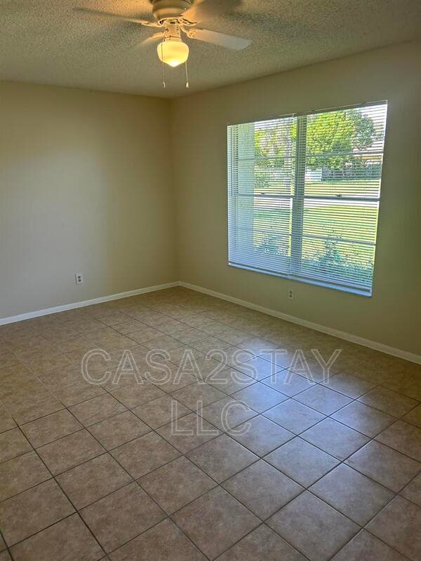 Fort Myers Condo: 7628 Carrier Rd
