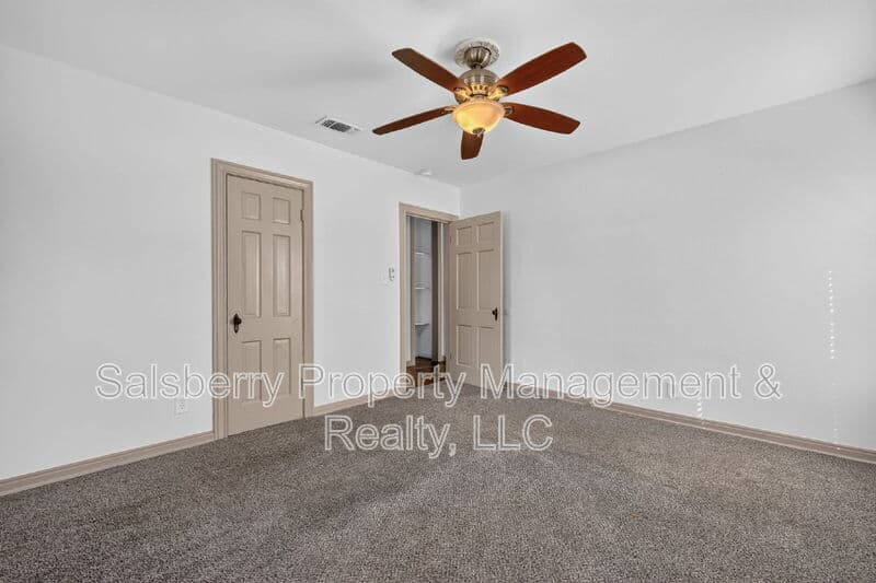 Fort Worth House: 3824 Collinwood Avenue
