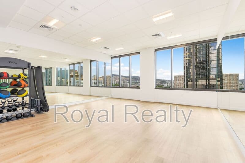 Honolulu Condo: 1515 Liona St