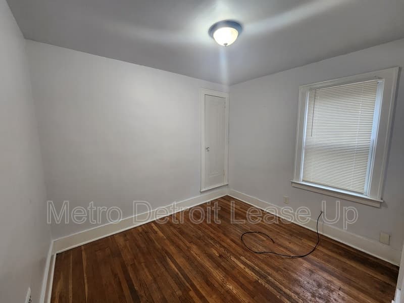 Detroit House: 5527 Nottingham
