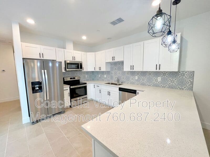 Cathedral City House: 29710 Landau Blvd