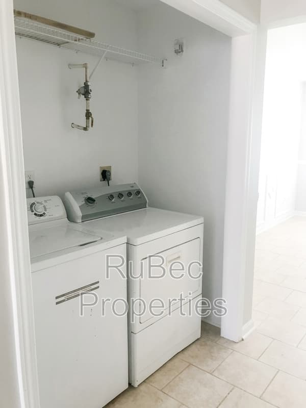 Charlotte Townhome: 5431 Eneida Sue Dr
