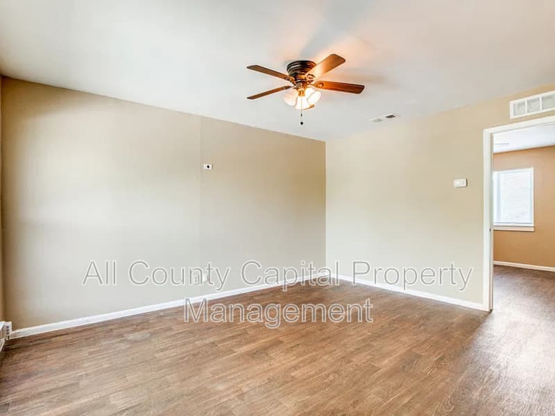 San Antonio Condo: 216 Lucas St
