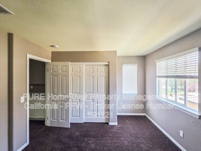Wildomar House: 23655 Glazebrook Rd