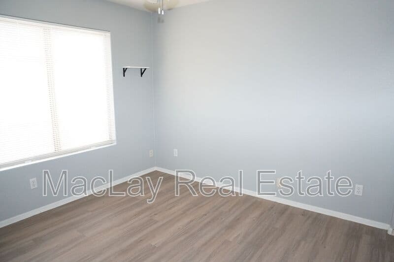 Chandler House: 2600 S Holguin Way