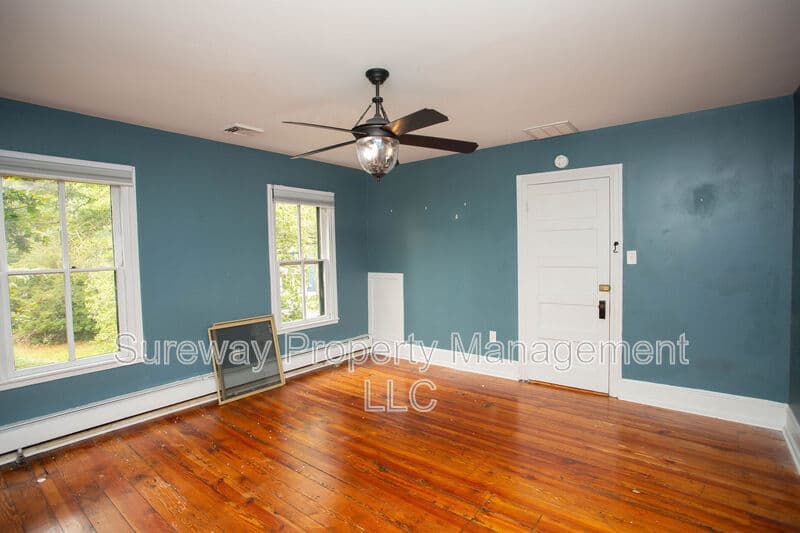Medford House: 16 Union St