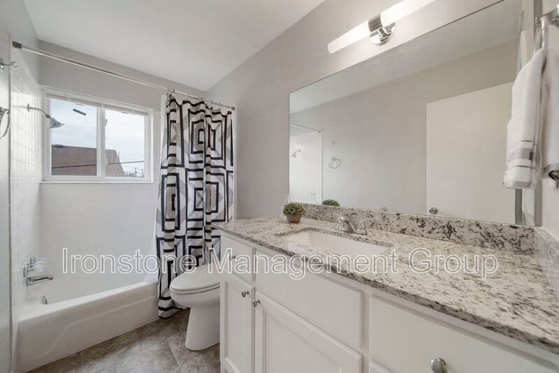 Tulsa House: 3636 S Indianapolis Ave