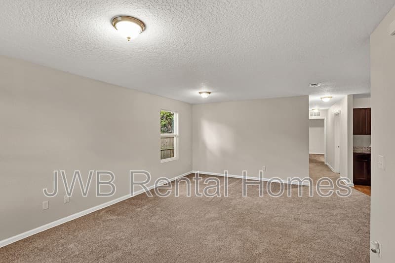 Jacksonville House: 927 Ardoon St