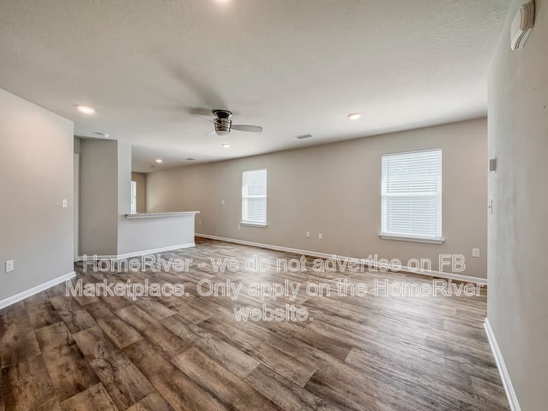 Freeport House: 639 Earl Godwin Rd