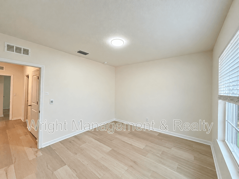 Odessa House: 15450 Black Pepper Lane