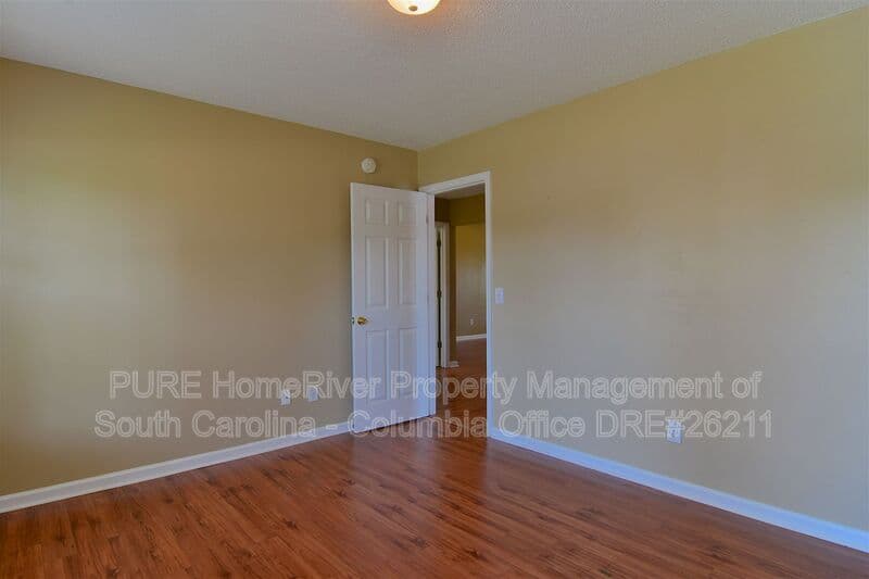 Hopkins House: 129 Alexander Pointe Dr
