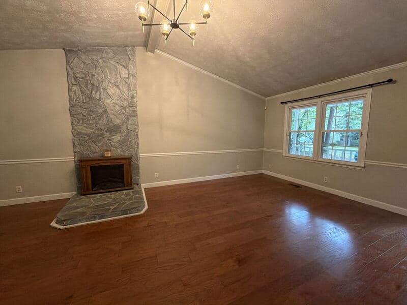 Macon House: 1121 Santa Fe Trail