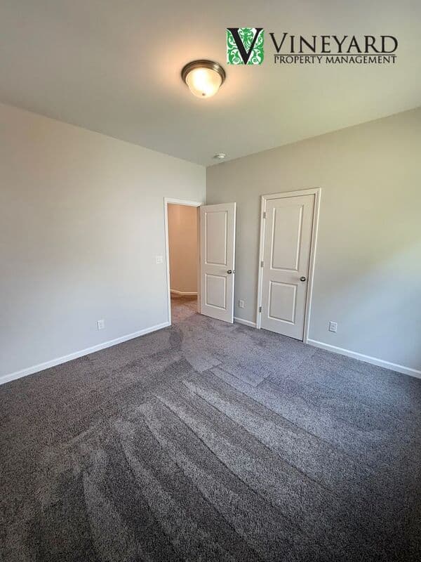 Holly Springs House: 265 Birchwood Row