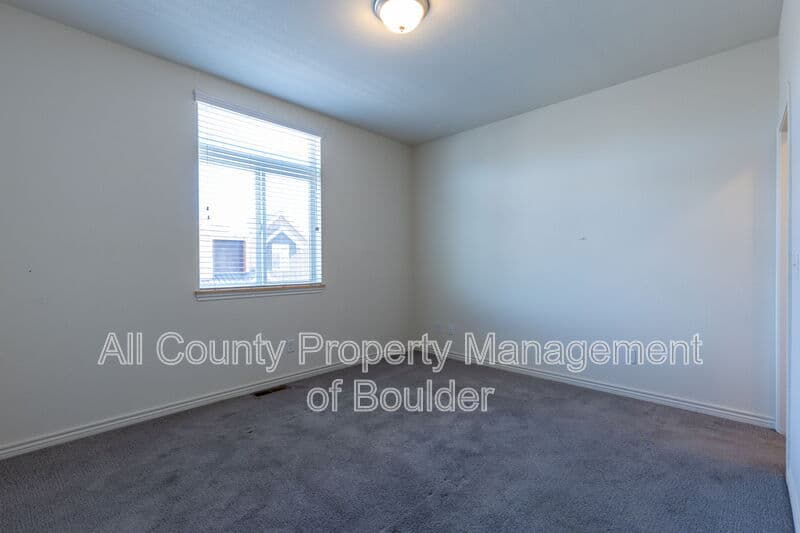Longmont Townhome: 1319 S Collyer St