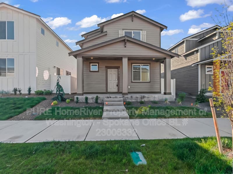 Liberty Lake House: 24814 E Coopers Hawk Ln