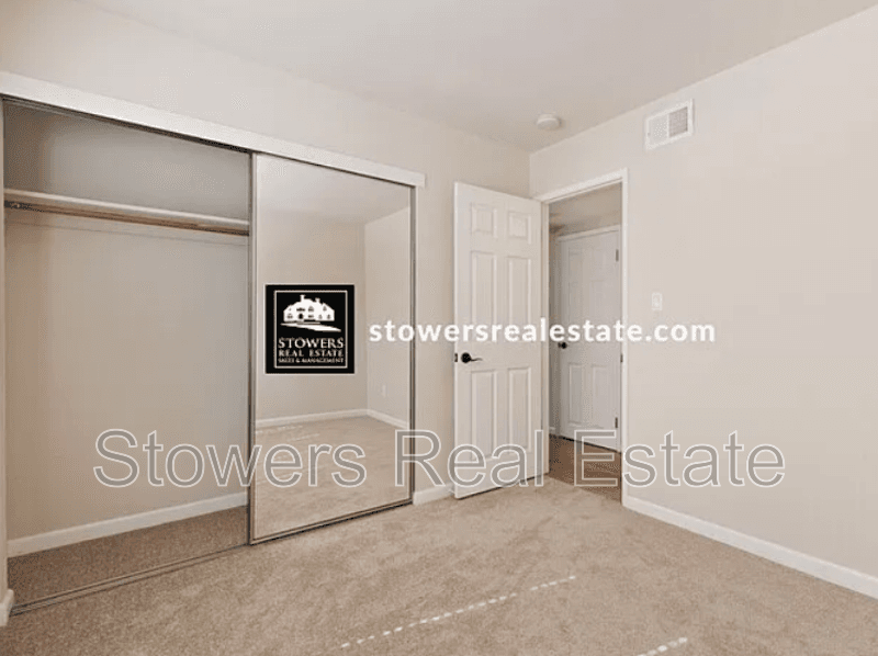 Livermore House: 5461 Arlene Way