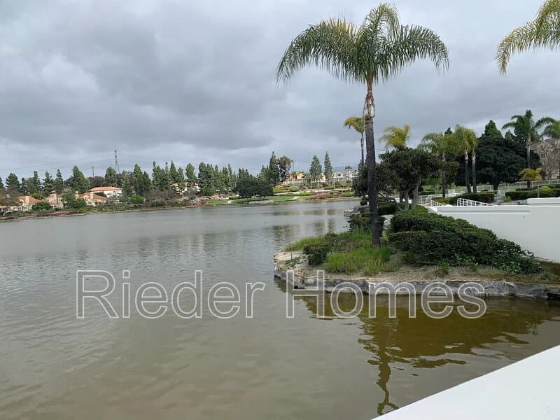 Chula Vista House: 1931 Rue Michelle