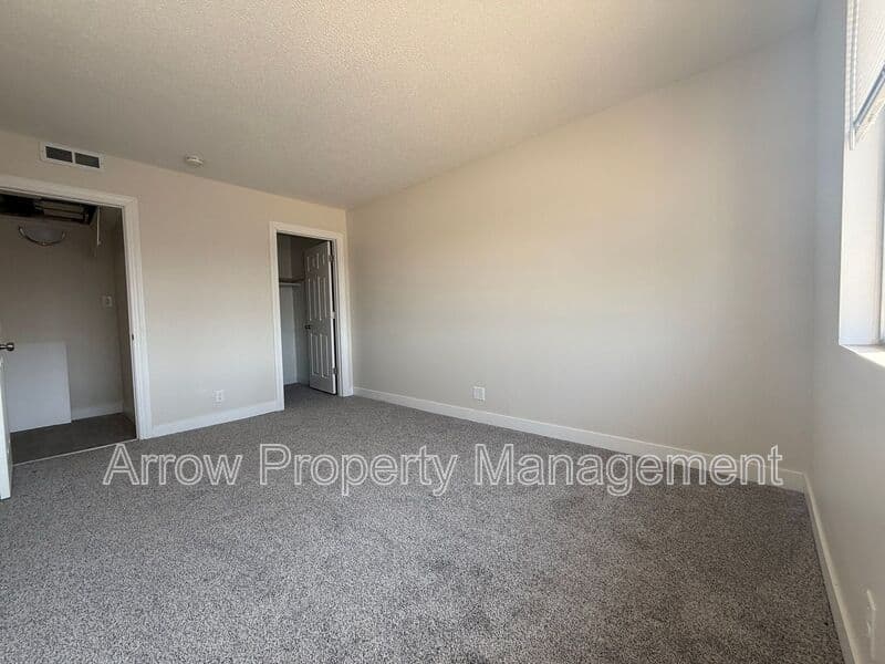 Lincoln Condo: 1315 F Street-11