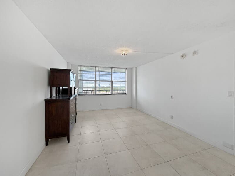 Fort Lauderdale Condo: 1160 N Federal Hwy
