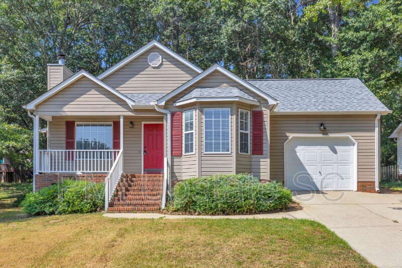 Simpsonville House: 244 Oak Valley Drive
