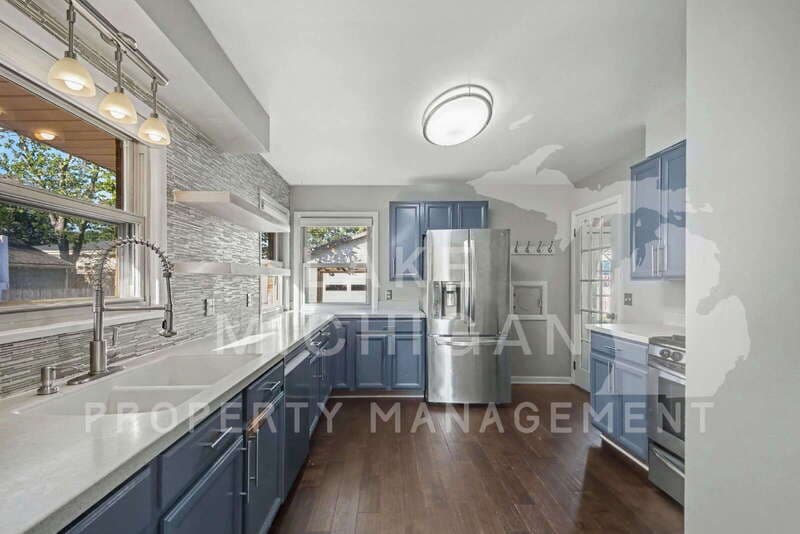 Grand Rapids House: 329 Alten Avenue Northeast