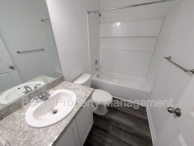 Zephyrhills House: 35491 Shade Fern Ln