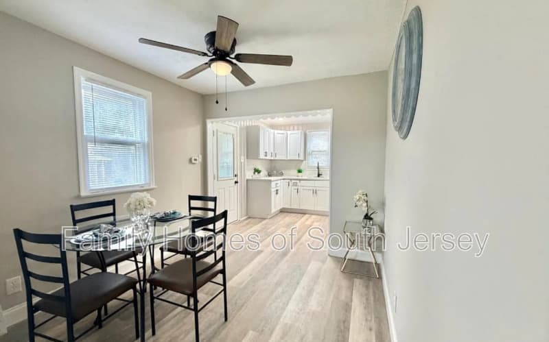 Mount Royal House: 31 Mantua Rd
