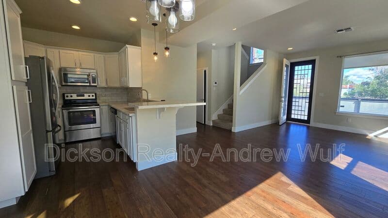 Reno House: 711 Roberts Street