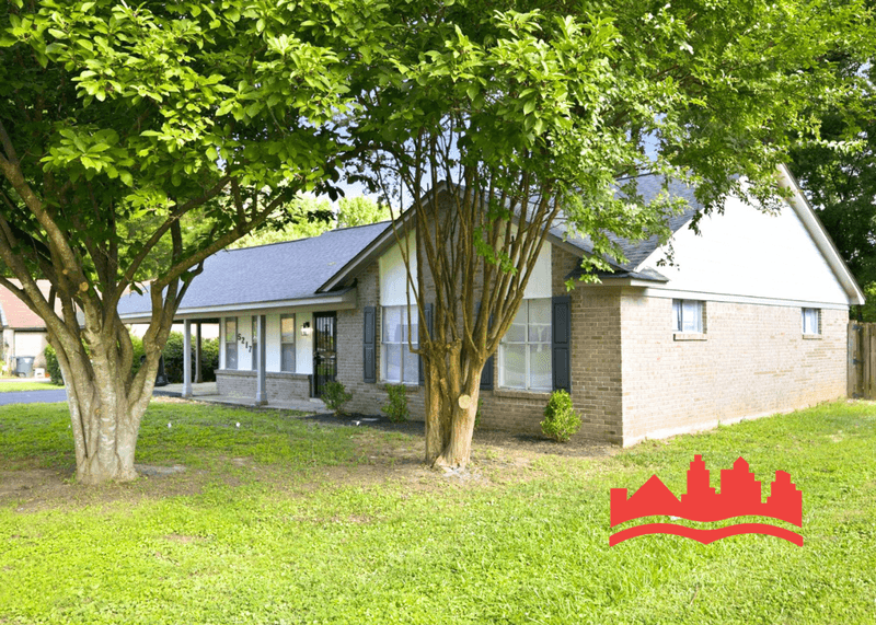 Memphis House: 5217 Bruton Ave