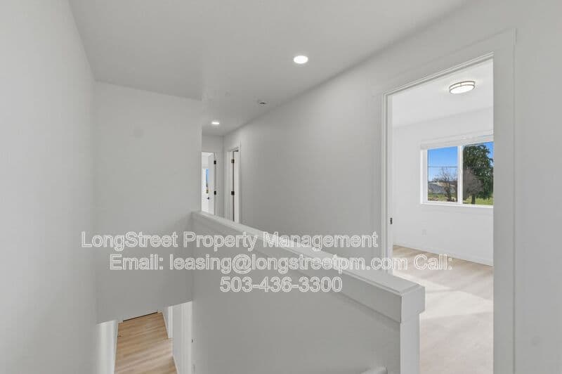 Philomath Townhome: 800 S 19th St