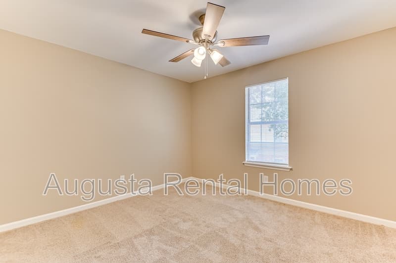 North Augusta Townhome: 140 Chalet North Boulevard - 140