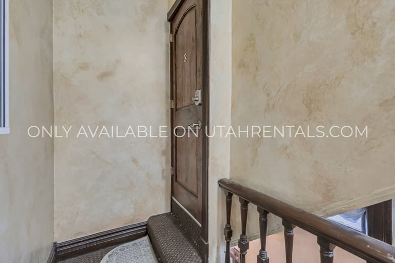 Salt Lake City Condo: 1040 E 200 S