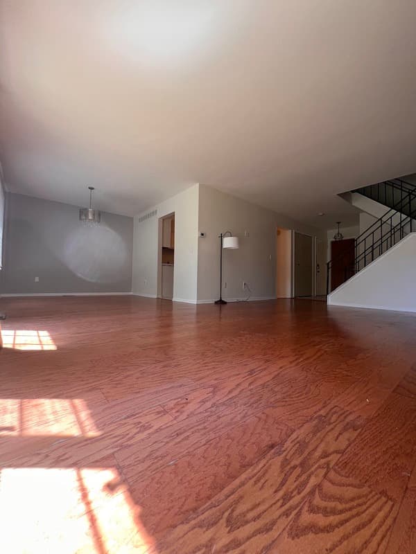 Southfield House: 26716 Summerdale - 1