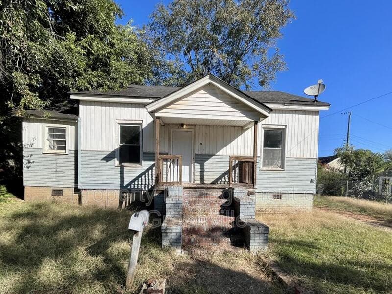 Greenville House: 33 6th Street