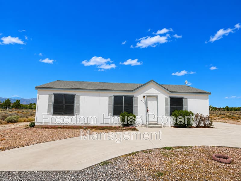 Pahrump House: 4400 Vicki Ann