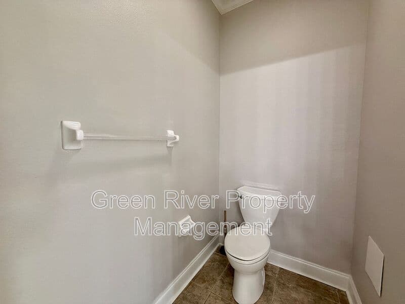 Jacksonville House: 11251 Campfield Drive