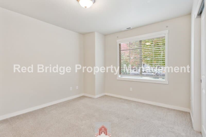 Wilsonville Townhome: 28520 SW Paris Ave